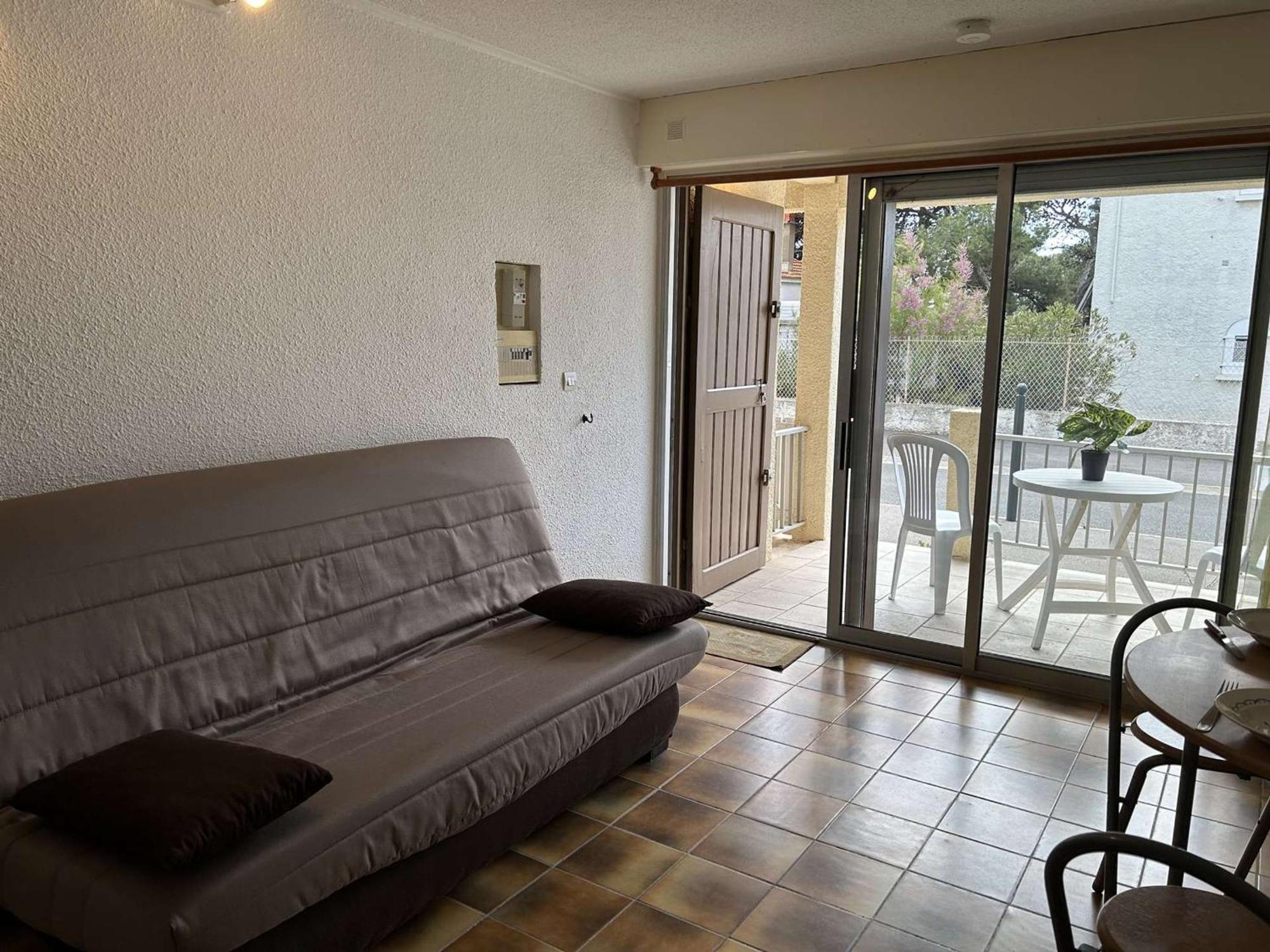 Studio En Rdc A 250M De La Plage - Saint Pierre La Mer, 2 Couchages, Animaux Acceptes - Fr-1-229D-232 المظهر الخارجي الصورة