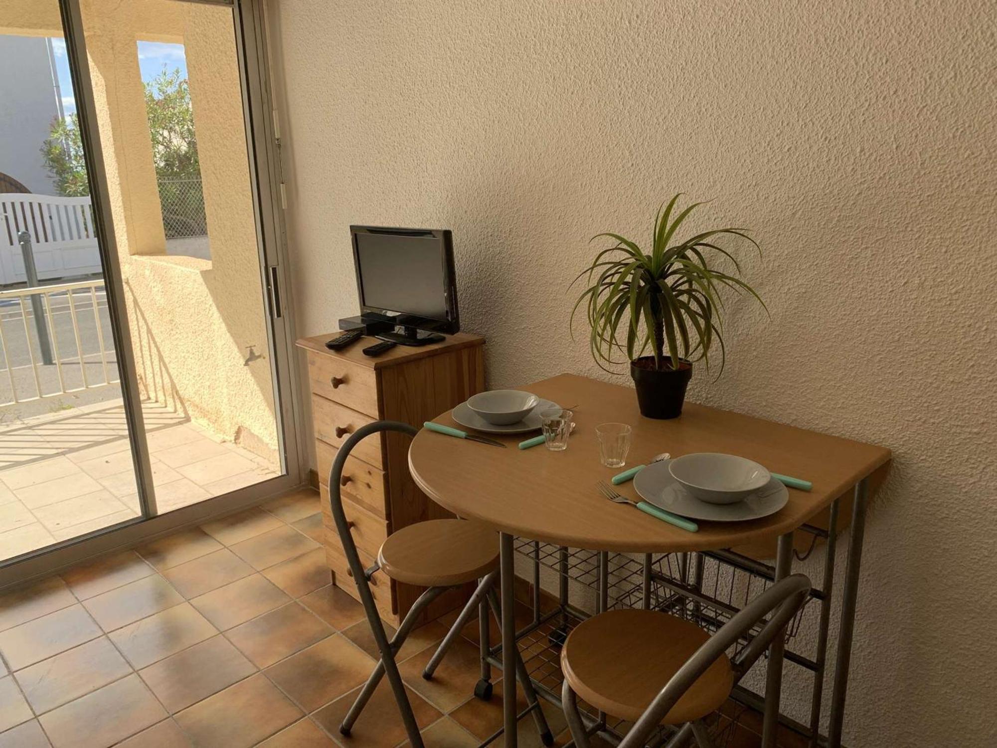 Studio En Rdc A 250M De La Plage - Saint Pierre La Mer, 2 Couchages, Animaux Acceptes - Fr-1-229D-232 المظهر الخارجي الصورة